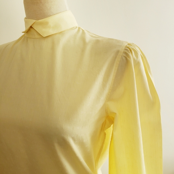 Vintage Allen Solly Dress Shirt / Pastel Yellow / Size 6 - Picture 2 of 7